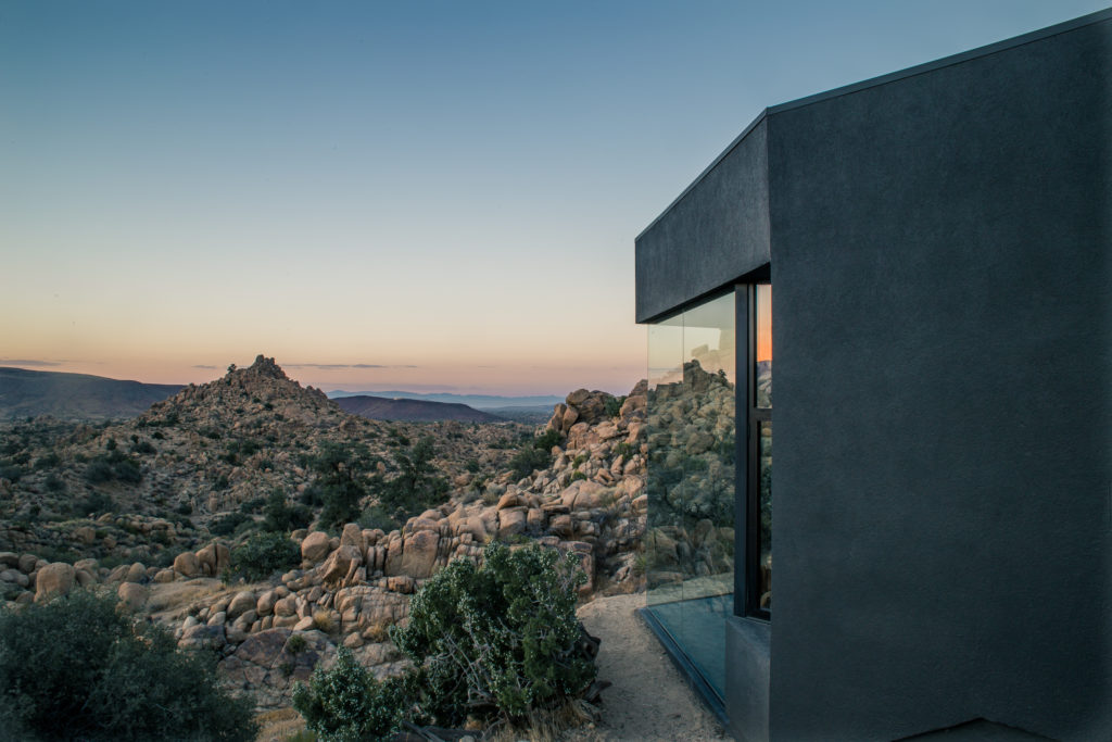 Black Desert House in Joshua Tree