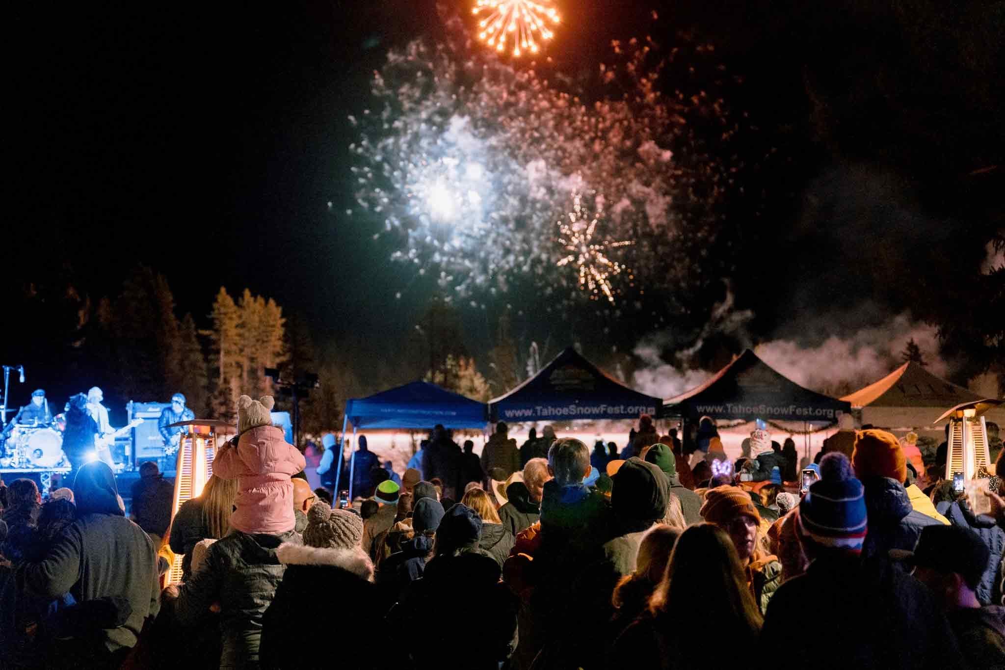 snowfest-music-fireworks