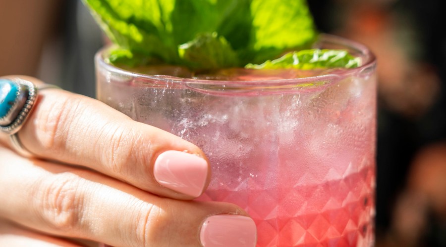 Jamaica Smash mezcal/hibiscus cocktail recipe from Bacanora