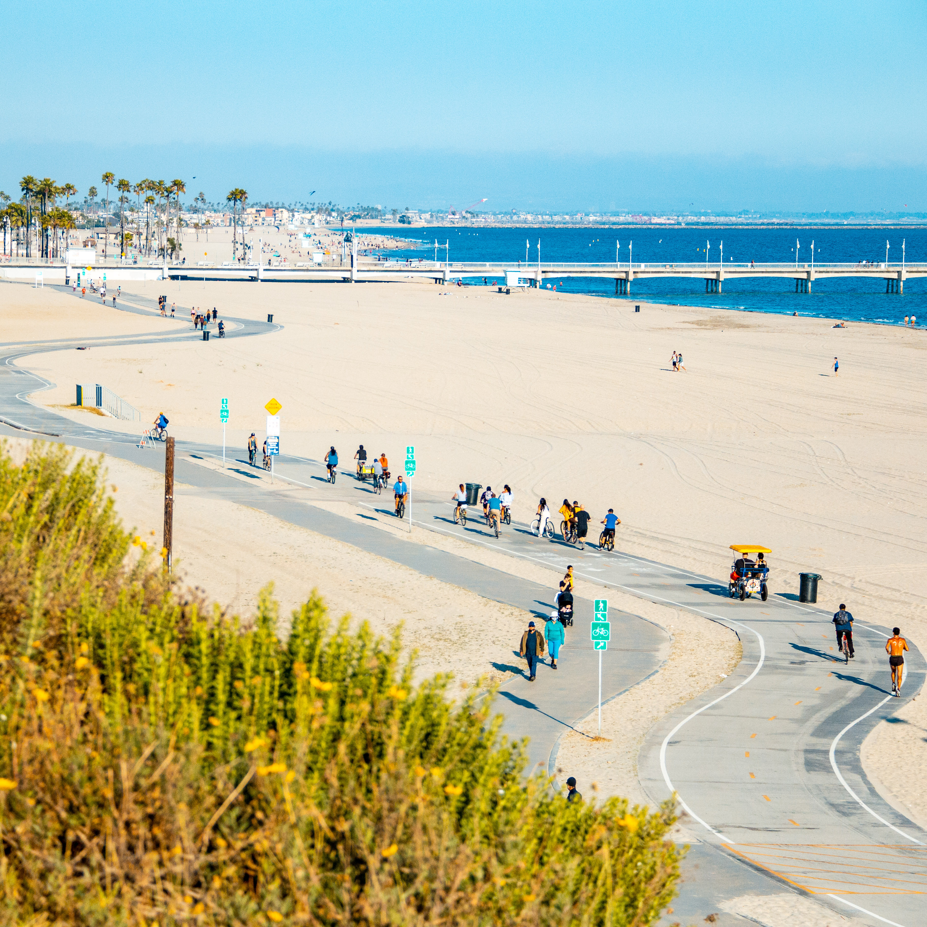long-beach-pedestrian-bike-paths-connect-downtown-to-the-belmont-shore-neighborhood