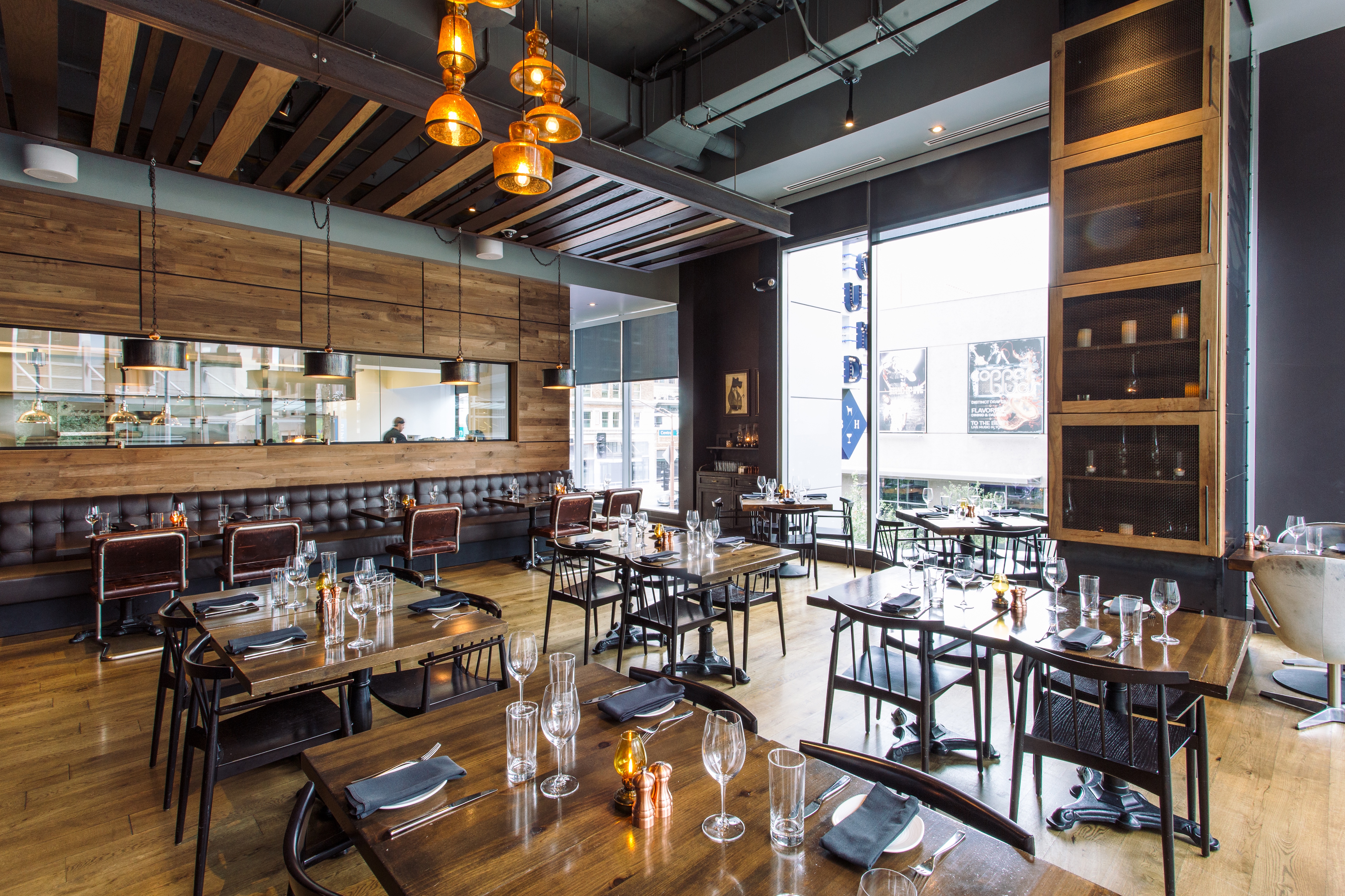 blue-hound-dining-room-1