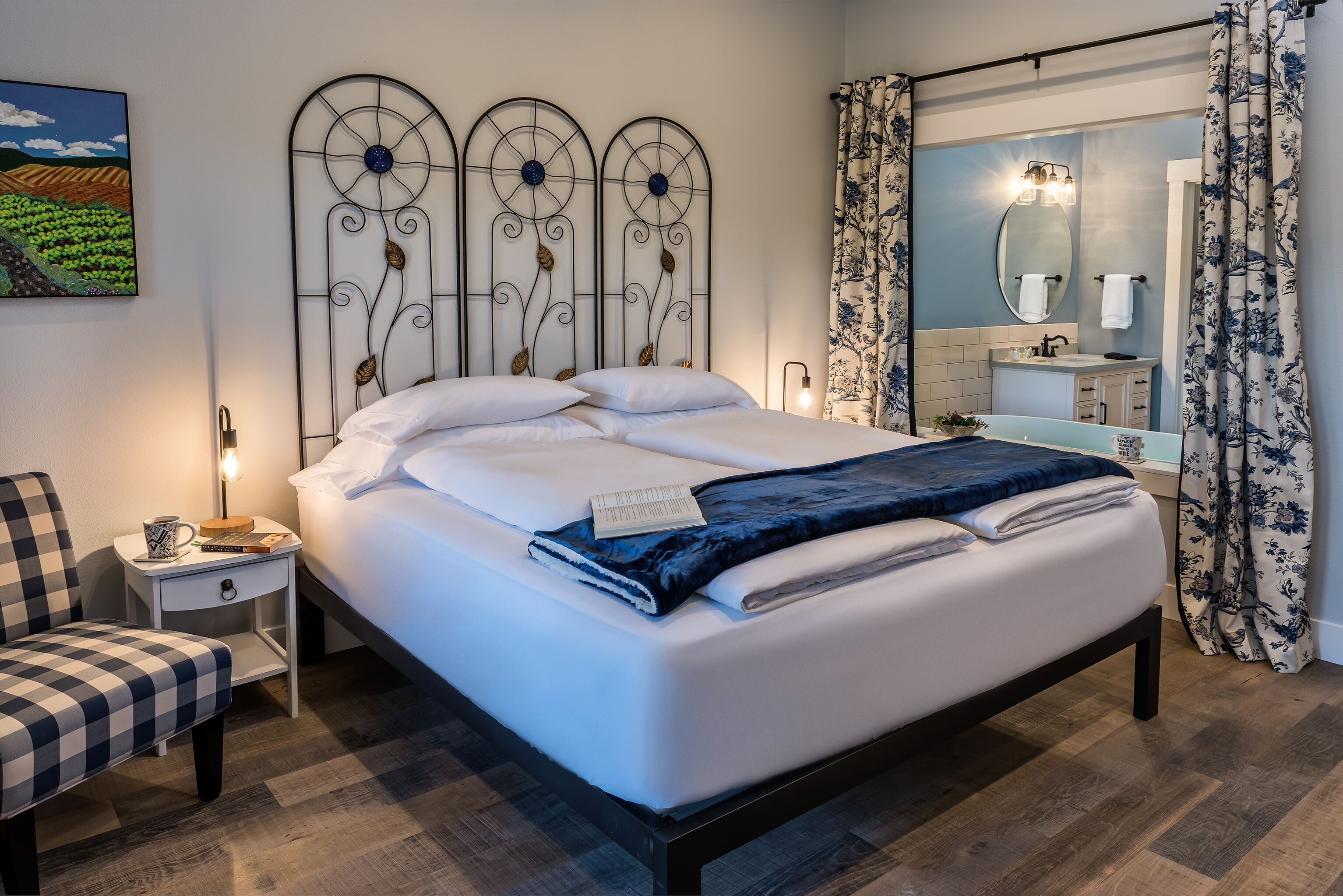 blue-room-bed-and-bath