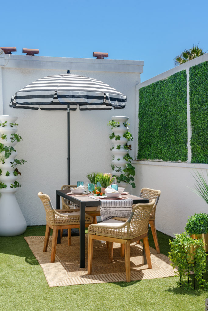 dining table area in outdoor patio