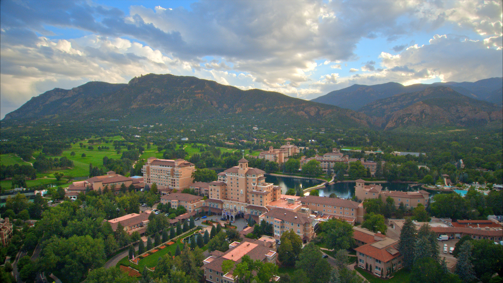 broadmoor-aerial