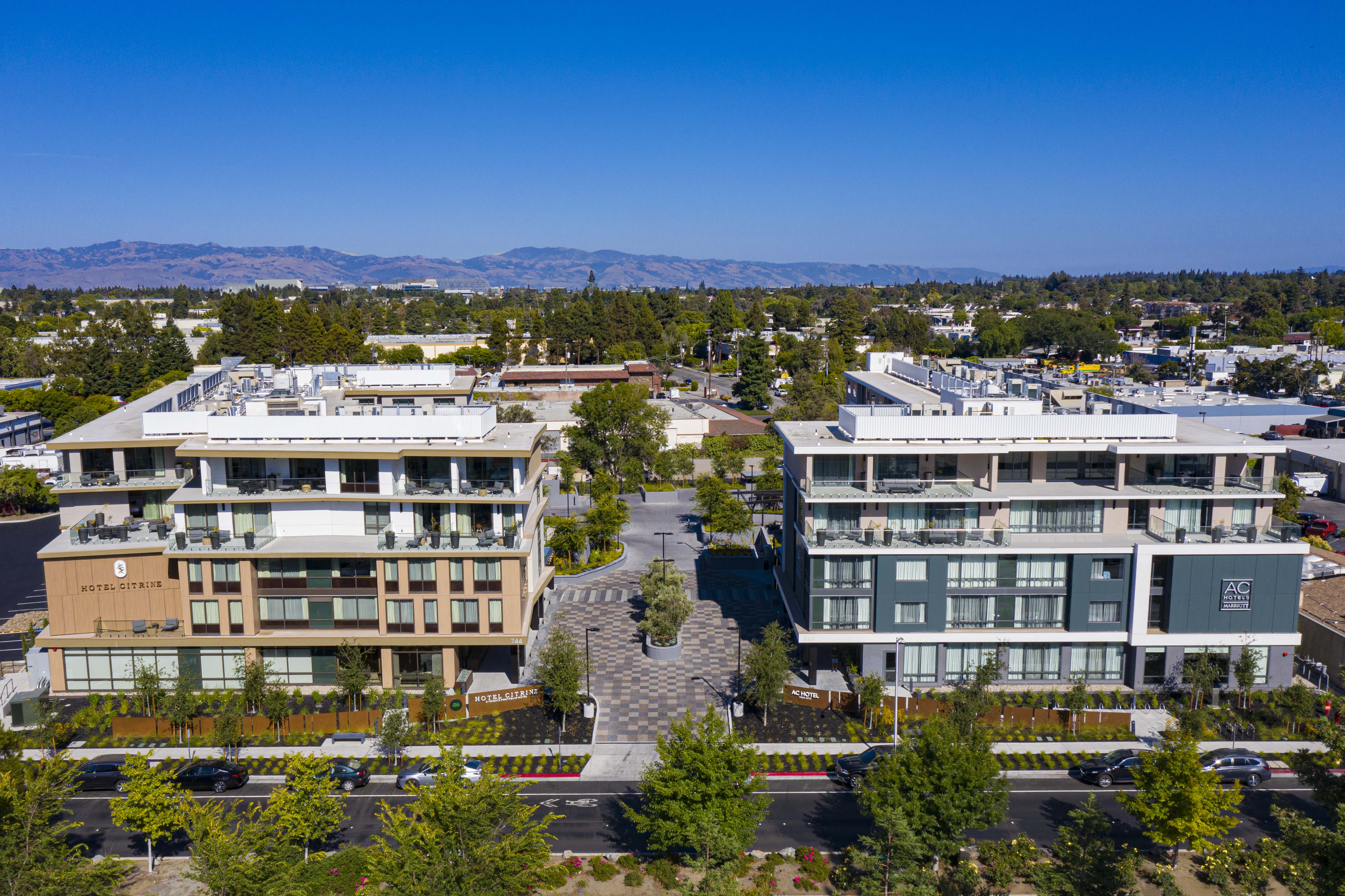 citrine_dronecampus_michaelkleinberg