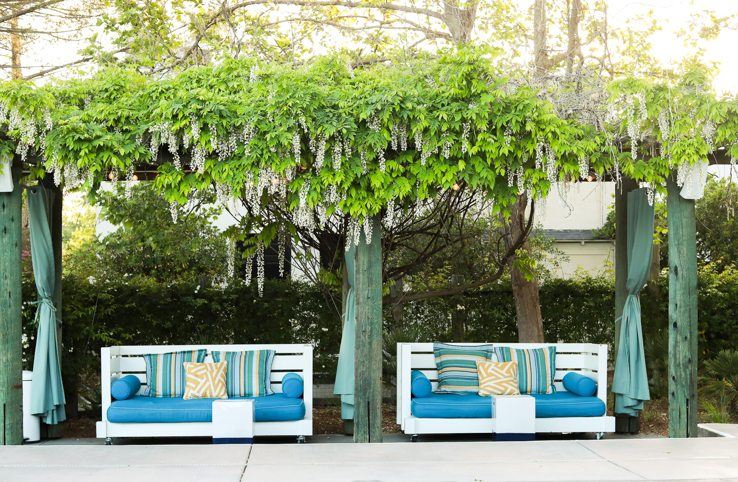 cmls-pool-cabanas-eunique-deann-may2018-3