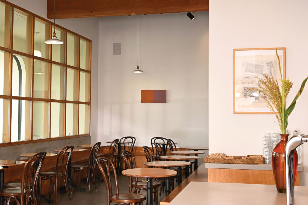 Cafe Telegrama Interior