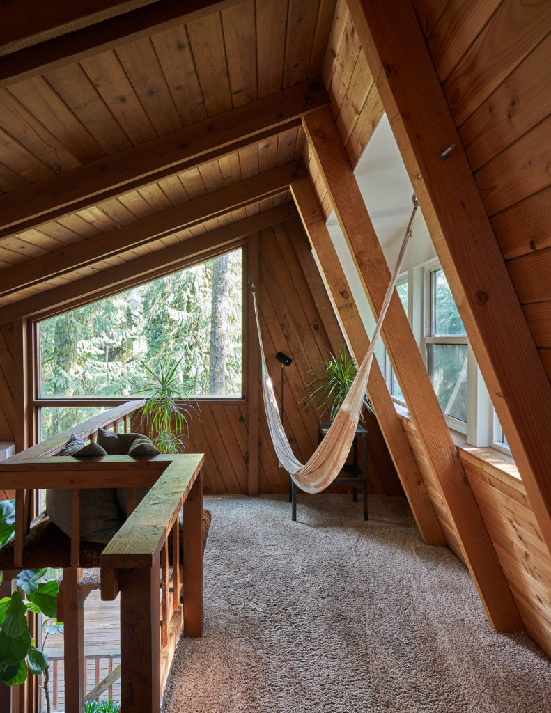 Hammock in loft at Washington cabin
