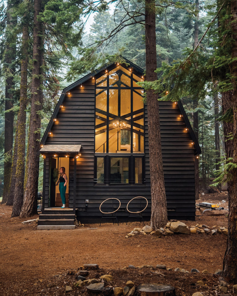 Hygge Barn - Tahoma, California