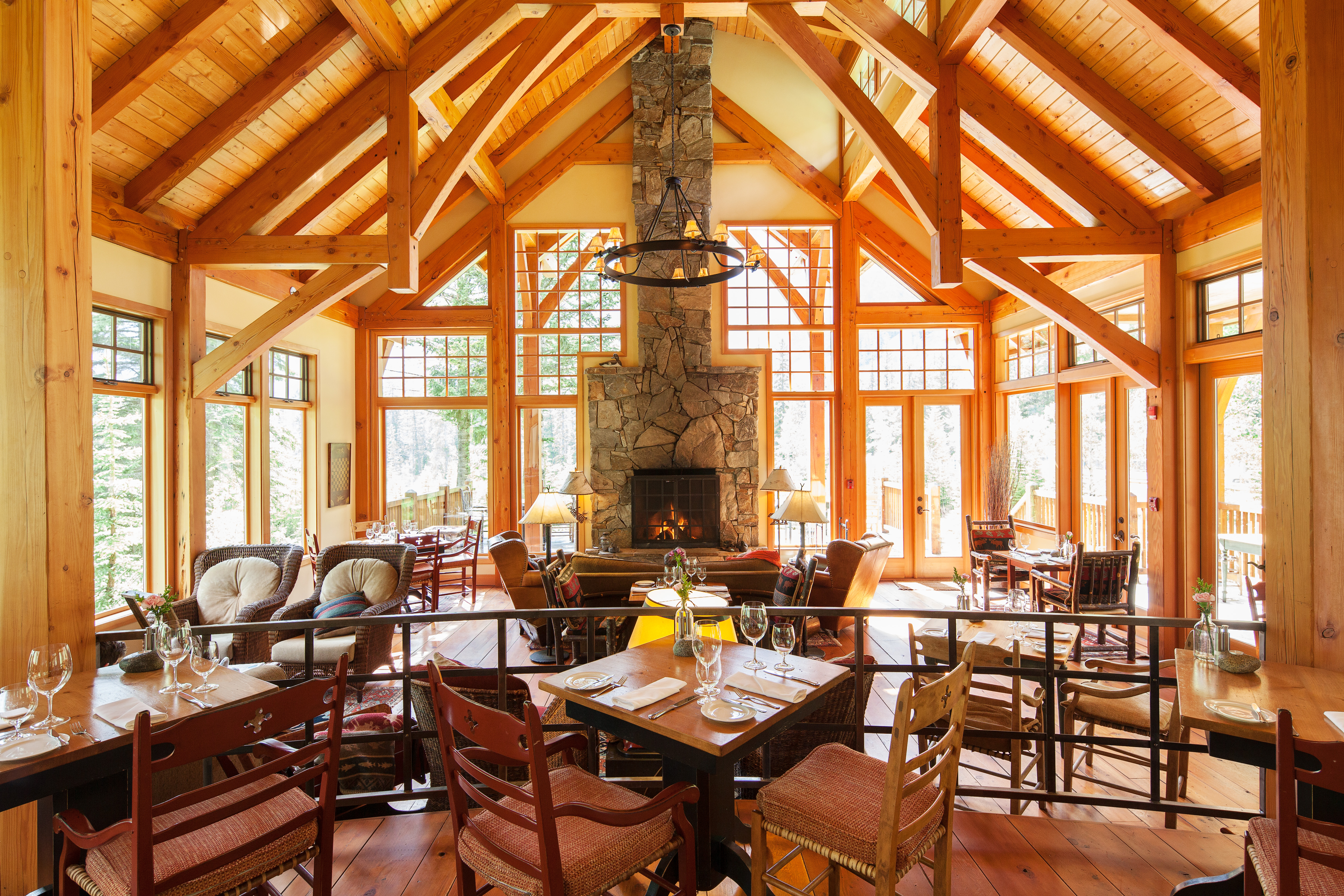 cathedral-mountain-lodge-high-res-55