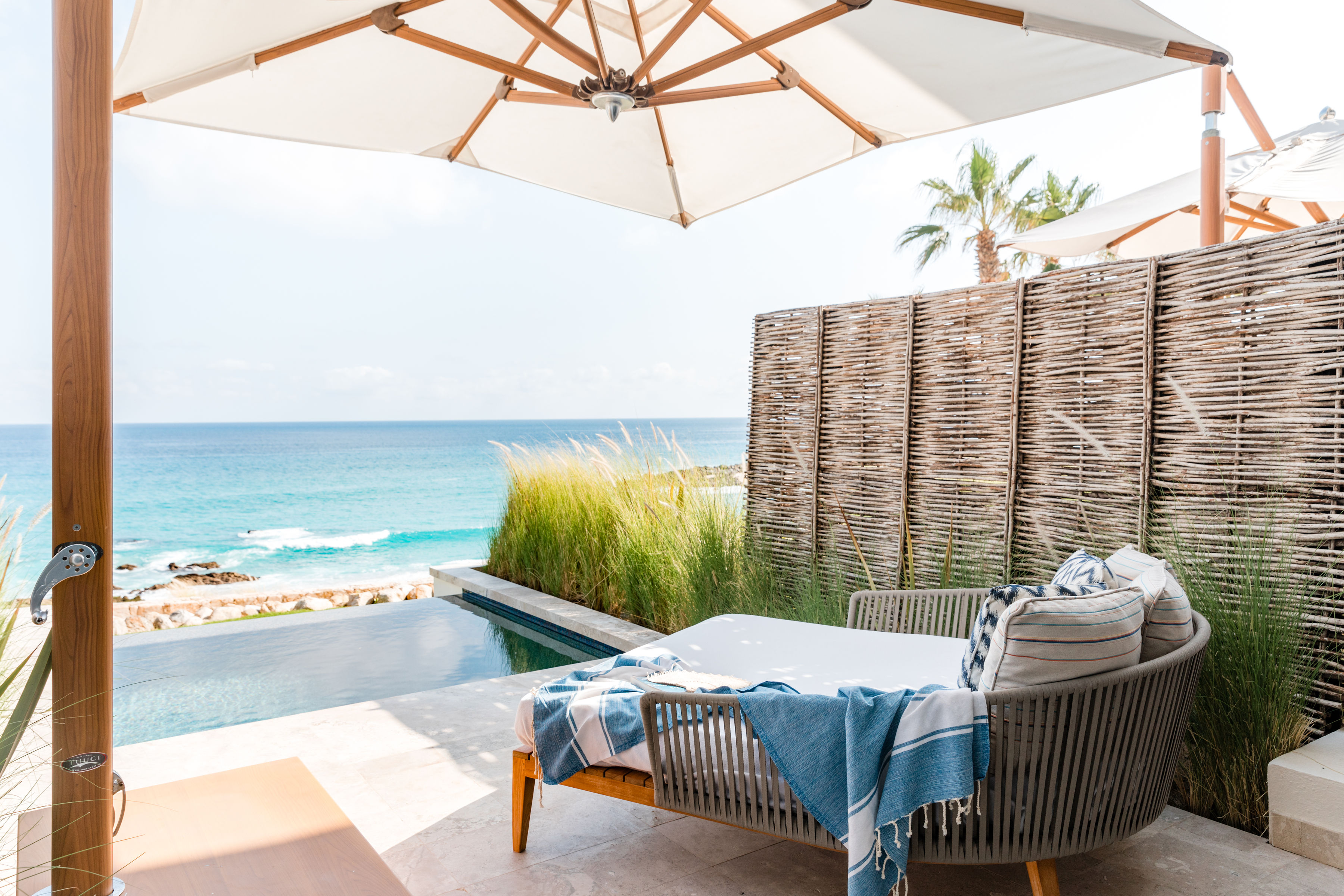 copy-of-plunge-pool-suites