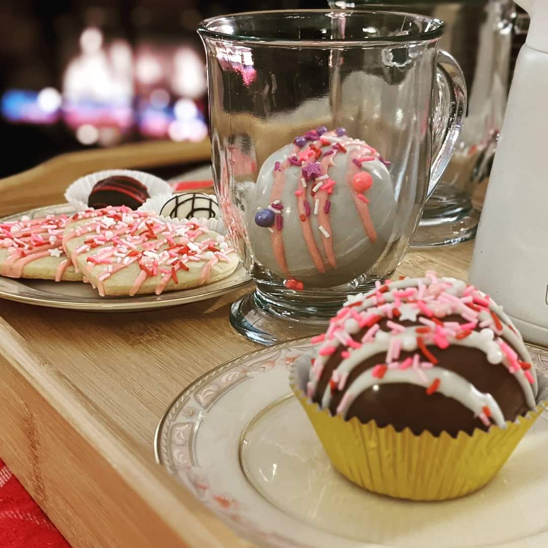 cozy-romance-cocoa-bomb-package