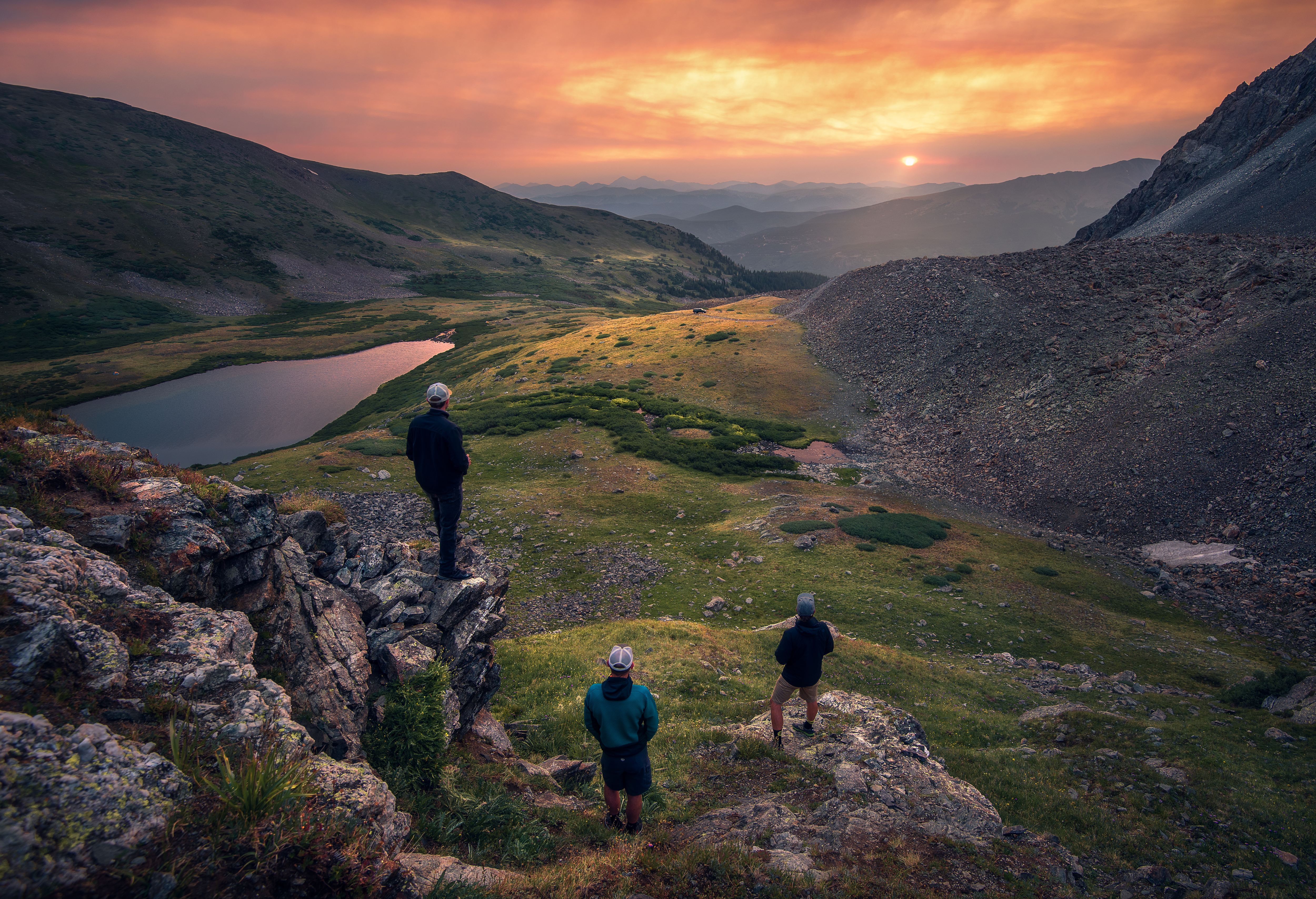 hiking-to-crystal-lake-in-breckenridge-is-breathtaking-at-sunset