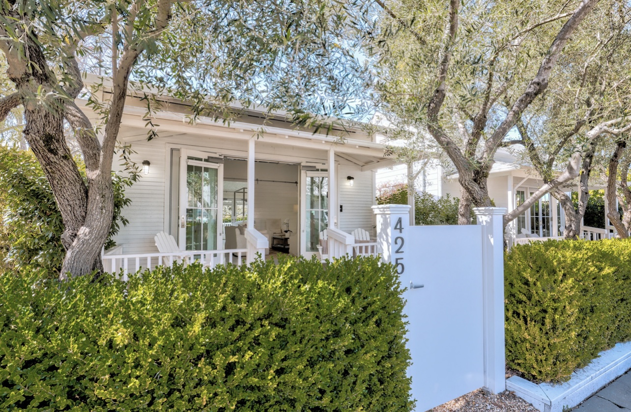 d27900b8-36c7-4907-bf1f-3838f32e11db