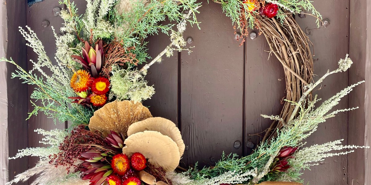 A DIY Fall Wreath Nobody Will Believe You Made Yourself