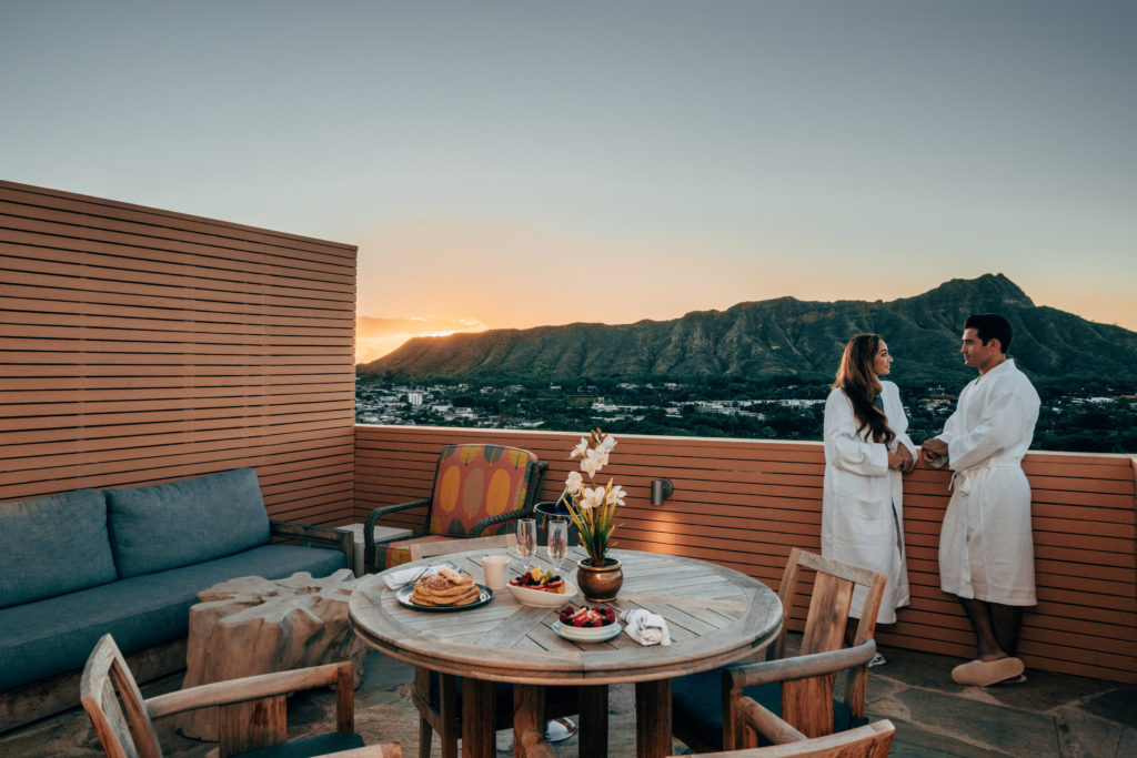 Queen Kapiolani Hotel Room Service