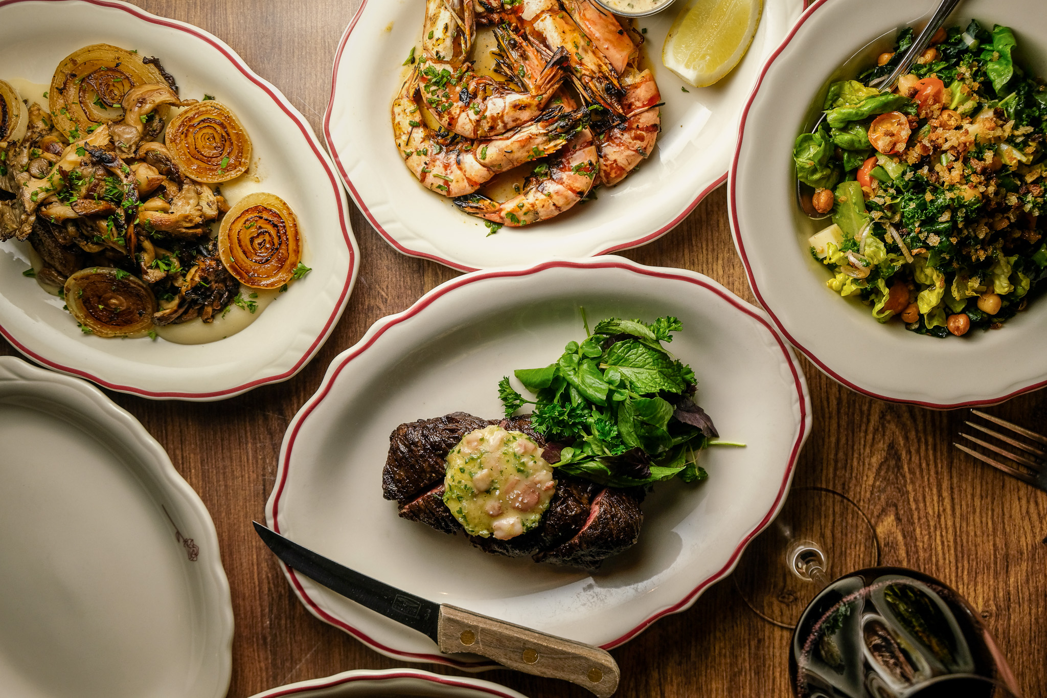 smalls-vegetables-and-steaks-at-american-beauty