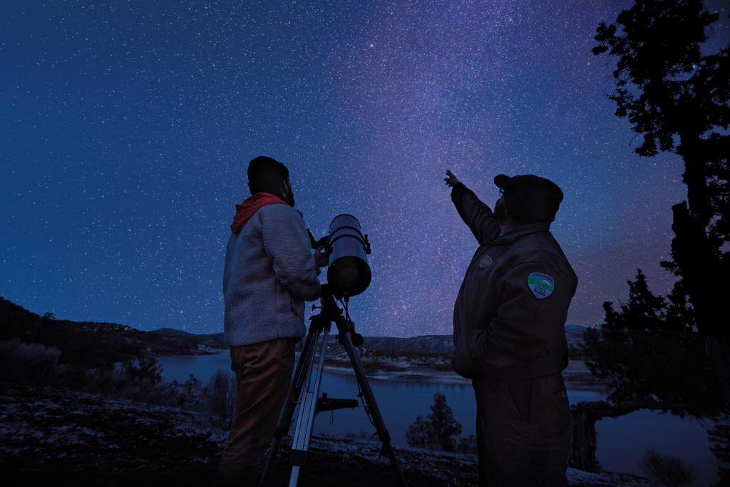 dark-sky-astrological-viewing-at-prineville-reservoir-state-park-with-park-ranger-george-faria