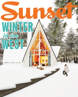 Dec/Jan 2021-2022 issue cover