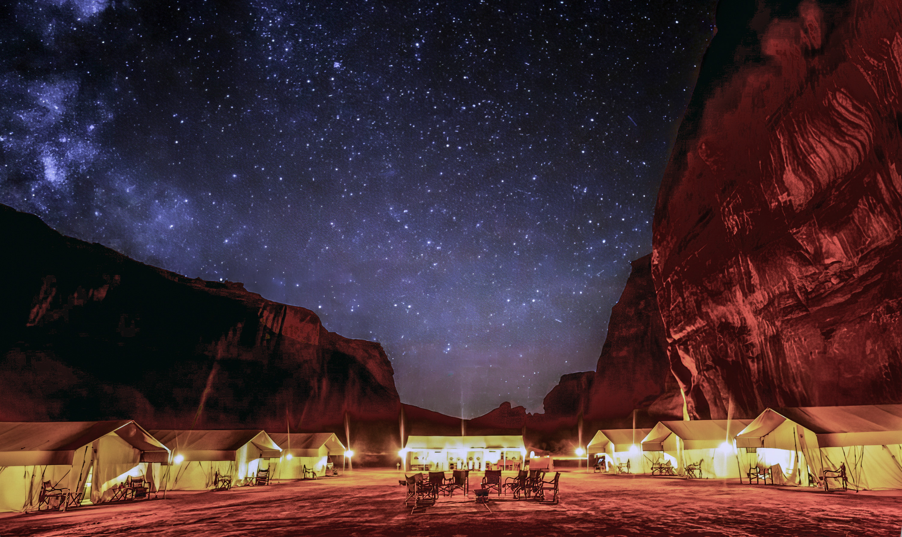 monument-valley-camp