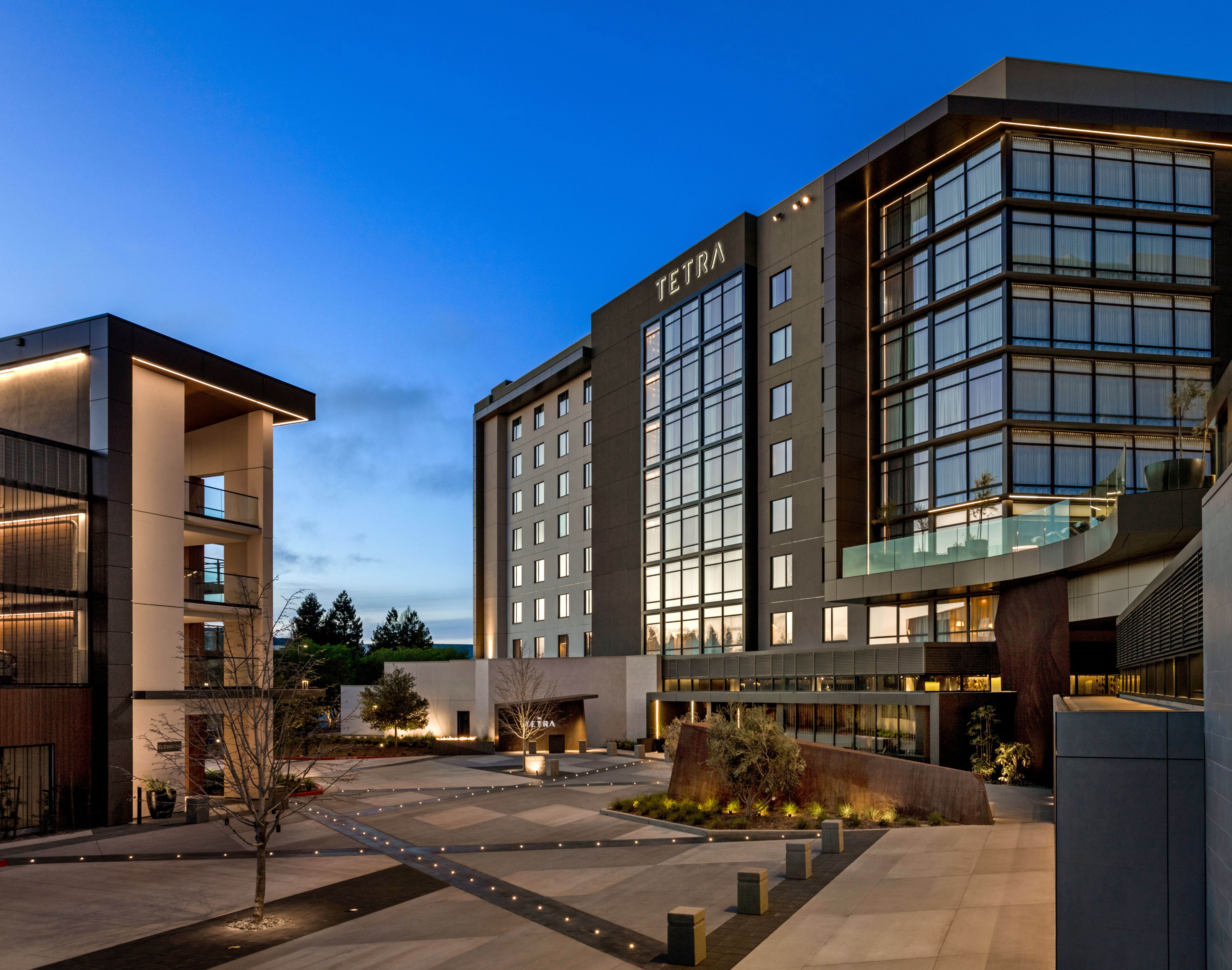 tetra-hotel-exterior