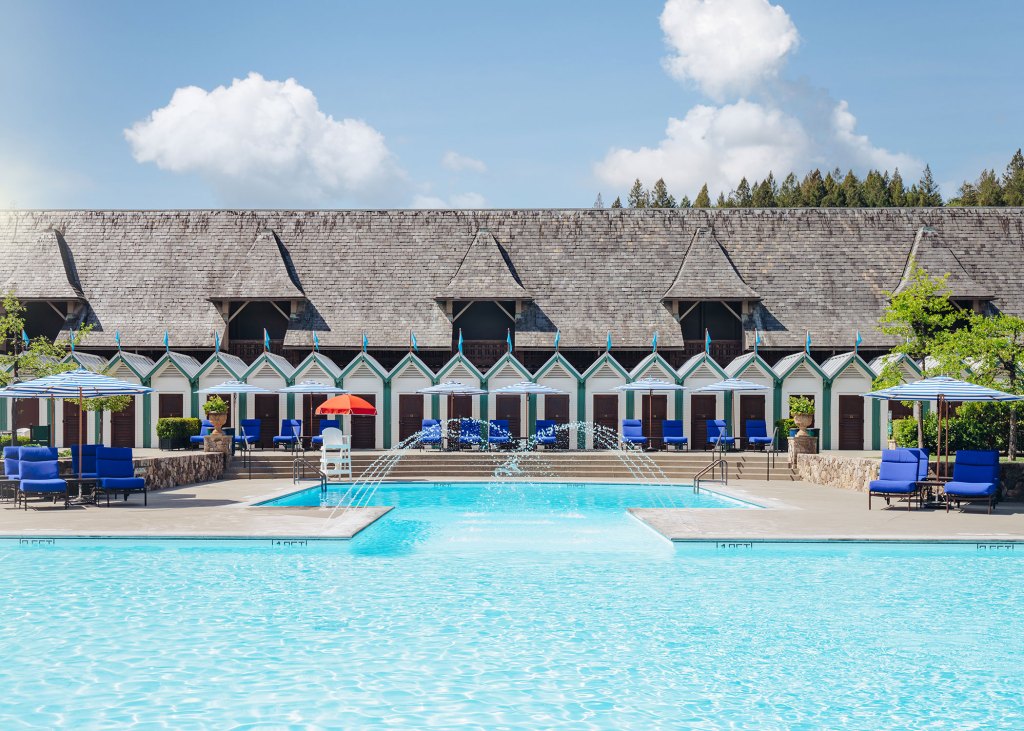 The Best Way to Enjoy Wine This Summer? At a Vineyard's Pool