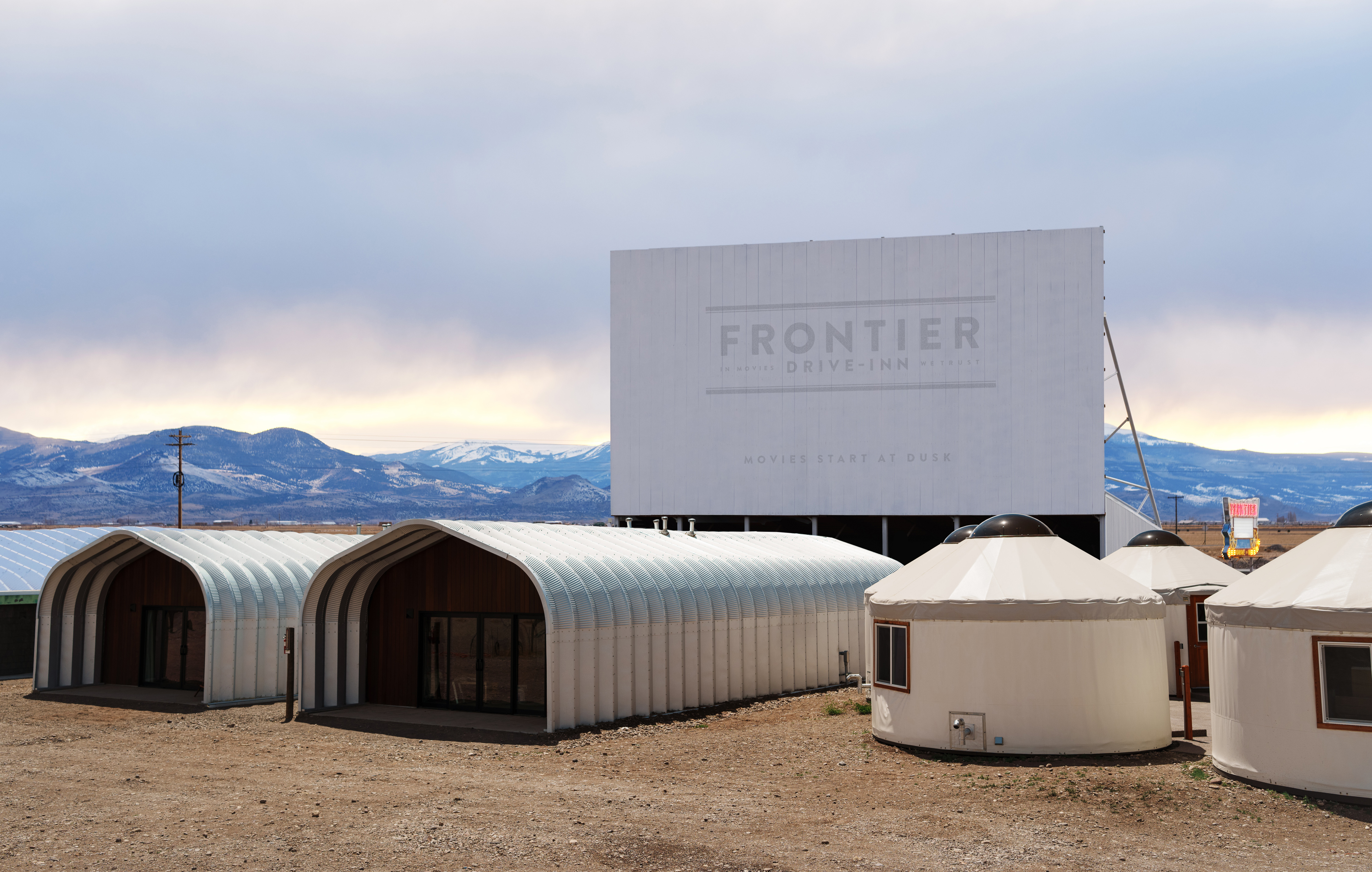 frontier_landing_blankscreenyurts