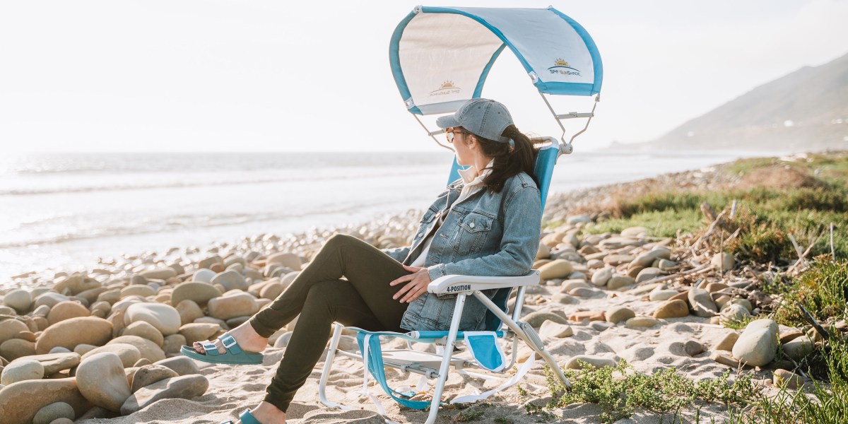 GCI Outdoor Big Surf Chair with Sunshade on the beach
