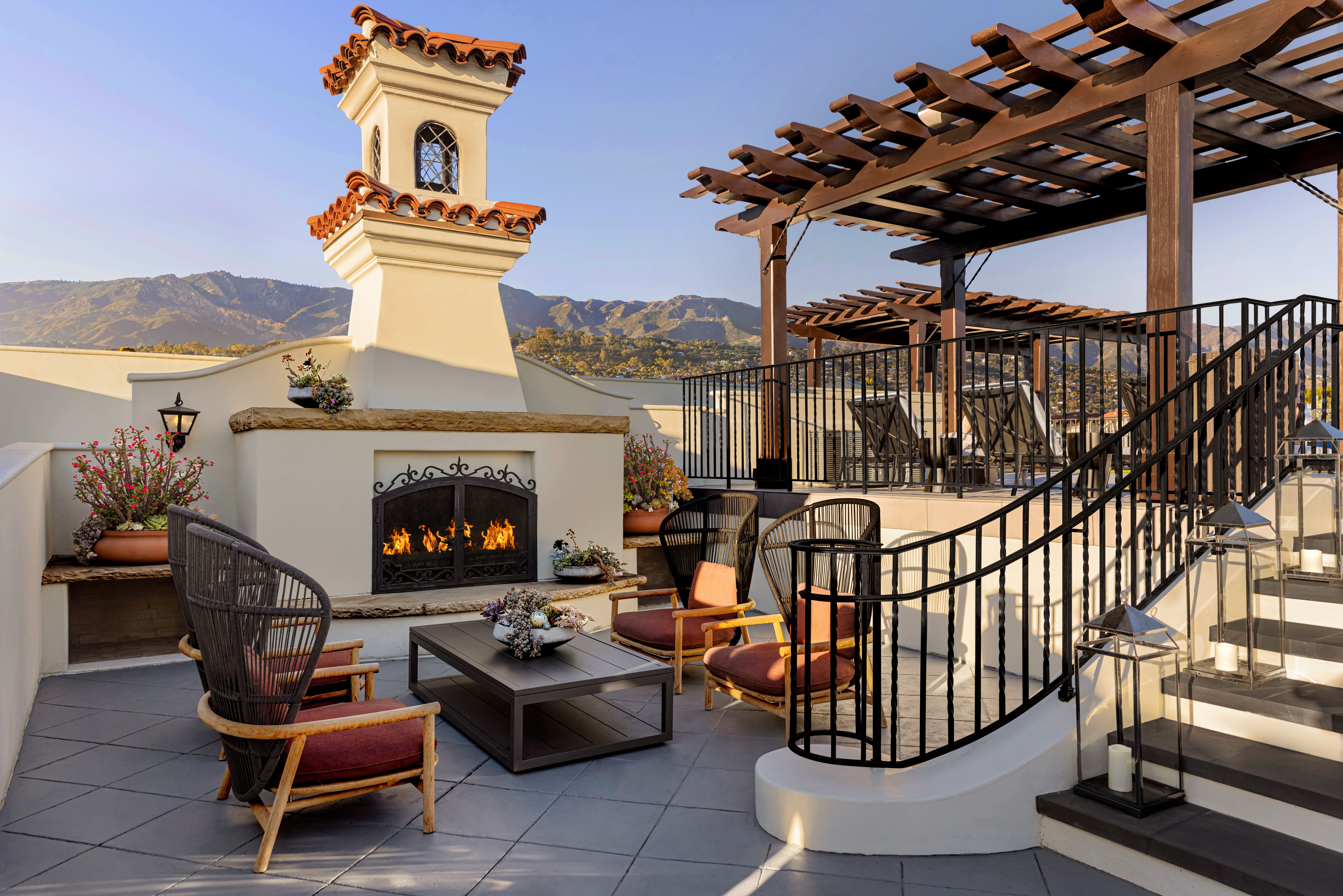 rooftop-lounge