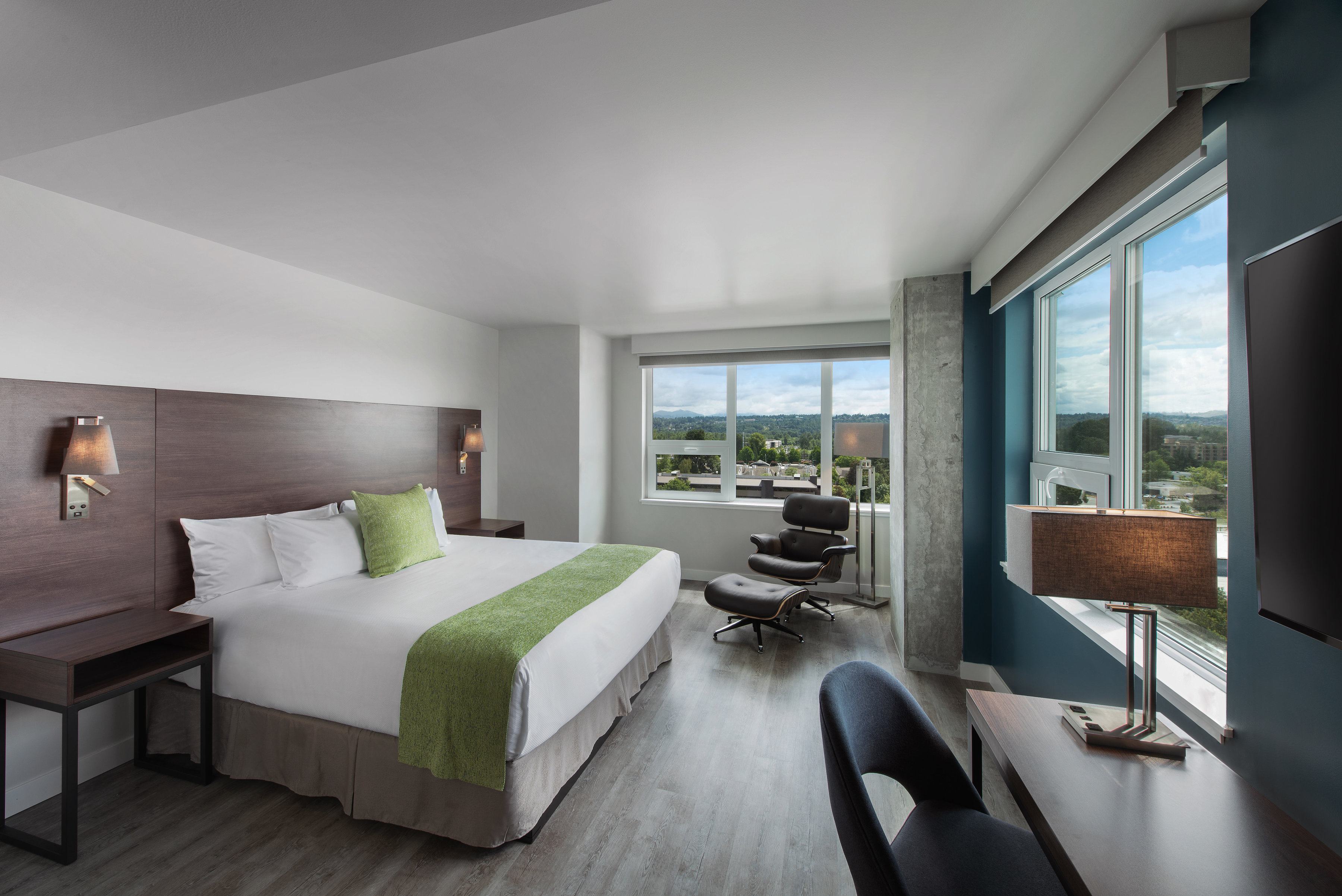 a-deluxe-king-at-hotel-interurban-image-by-kipman-creative