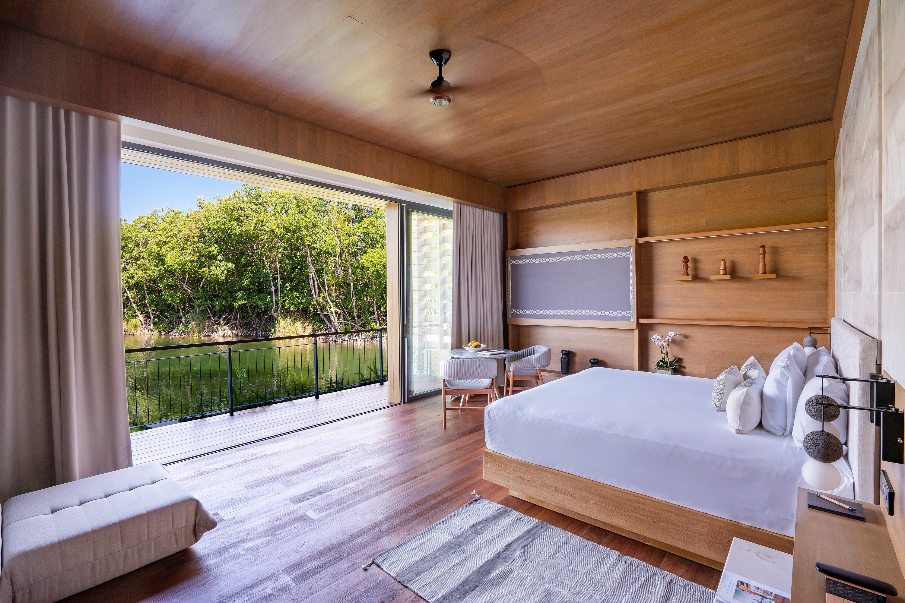 overwater-lagoon-sunset-villas-room