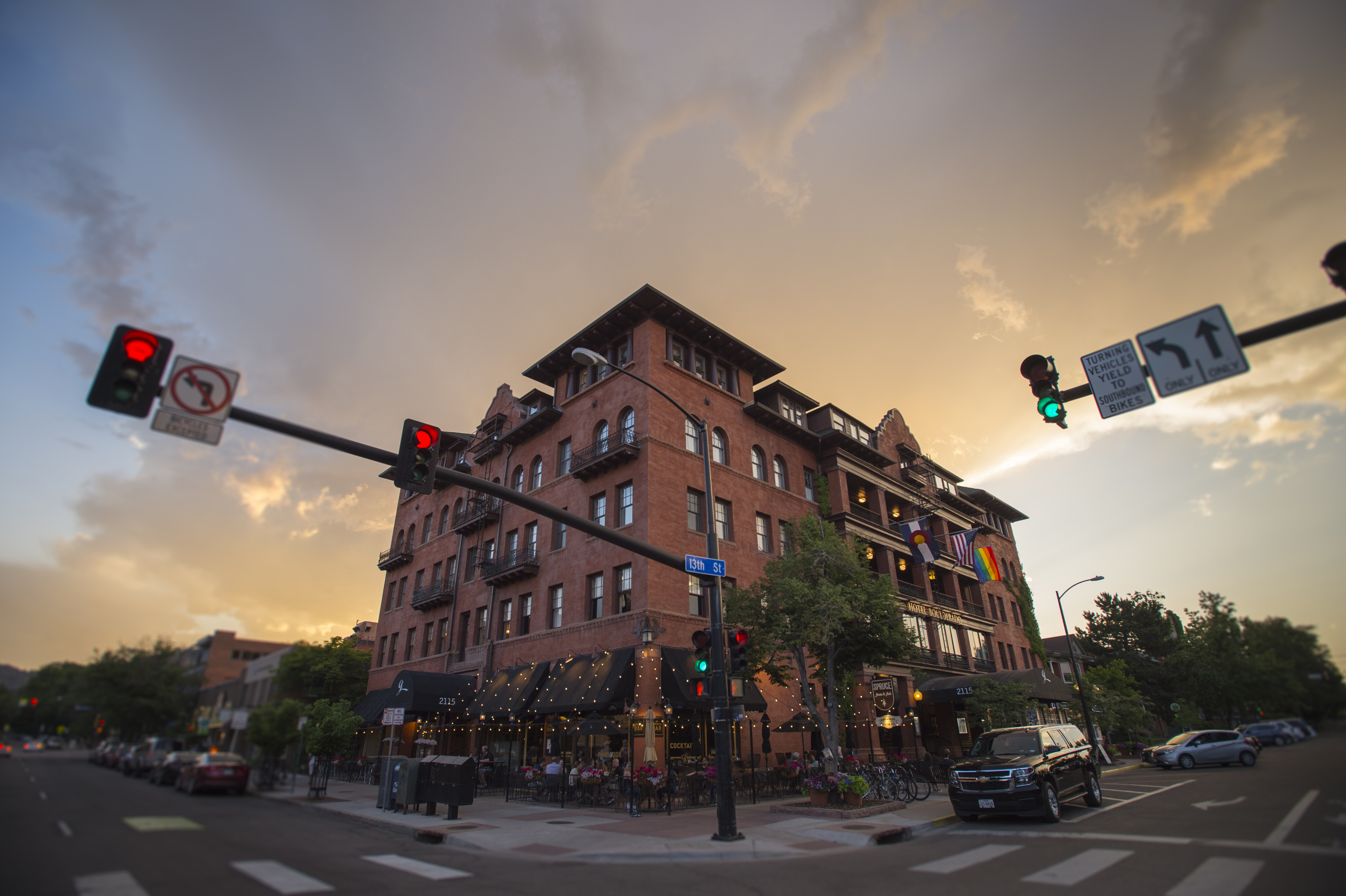 hb_exterior-11_tim-romano