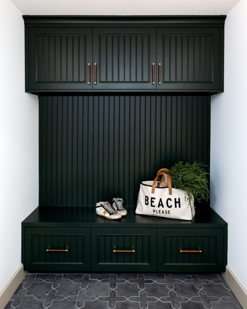 Manhattan Beach home tour by HMS Interiors black nook.