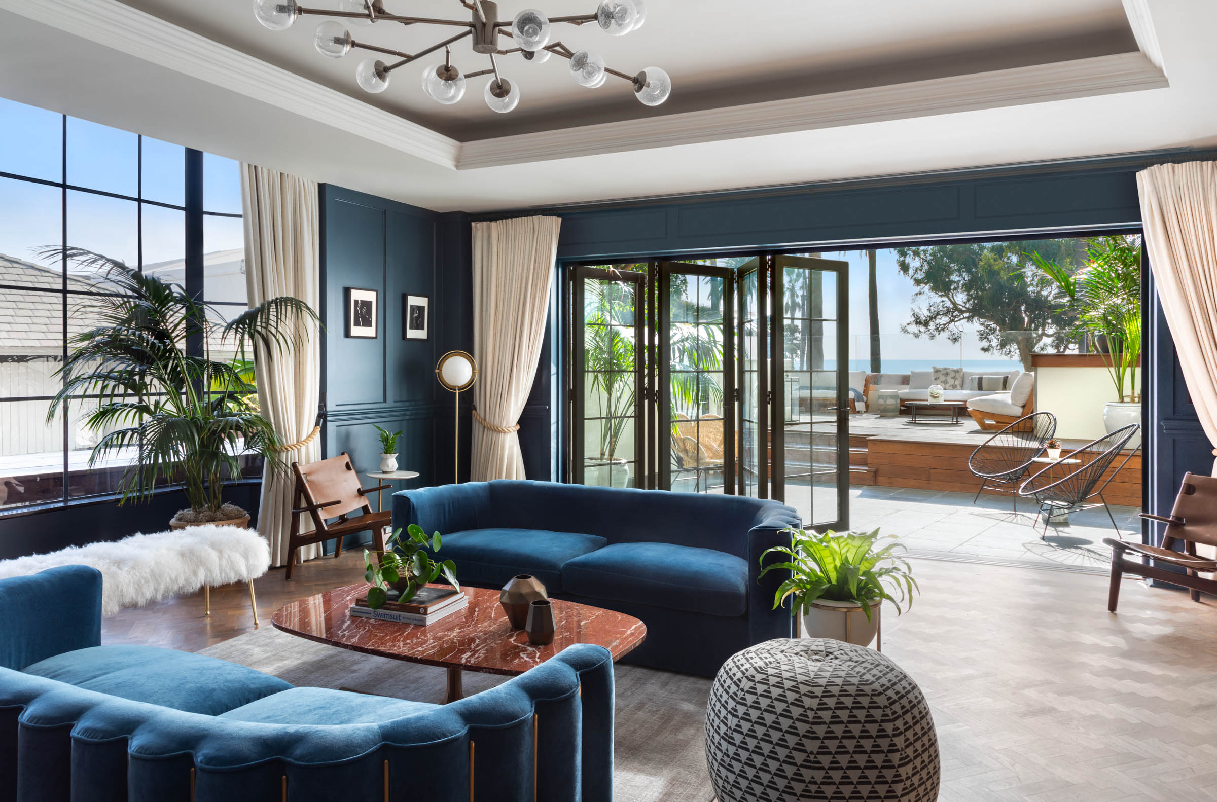 fairmont-miramar-hotel-bungalows-library-and-ocean-terrace