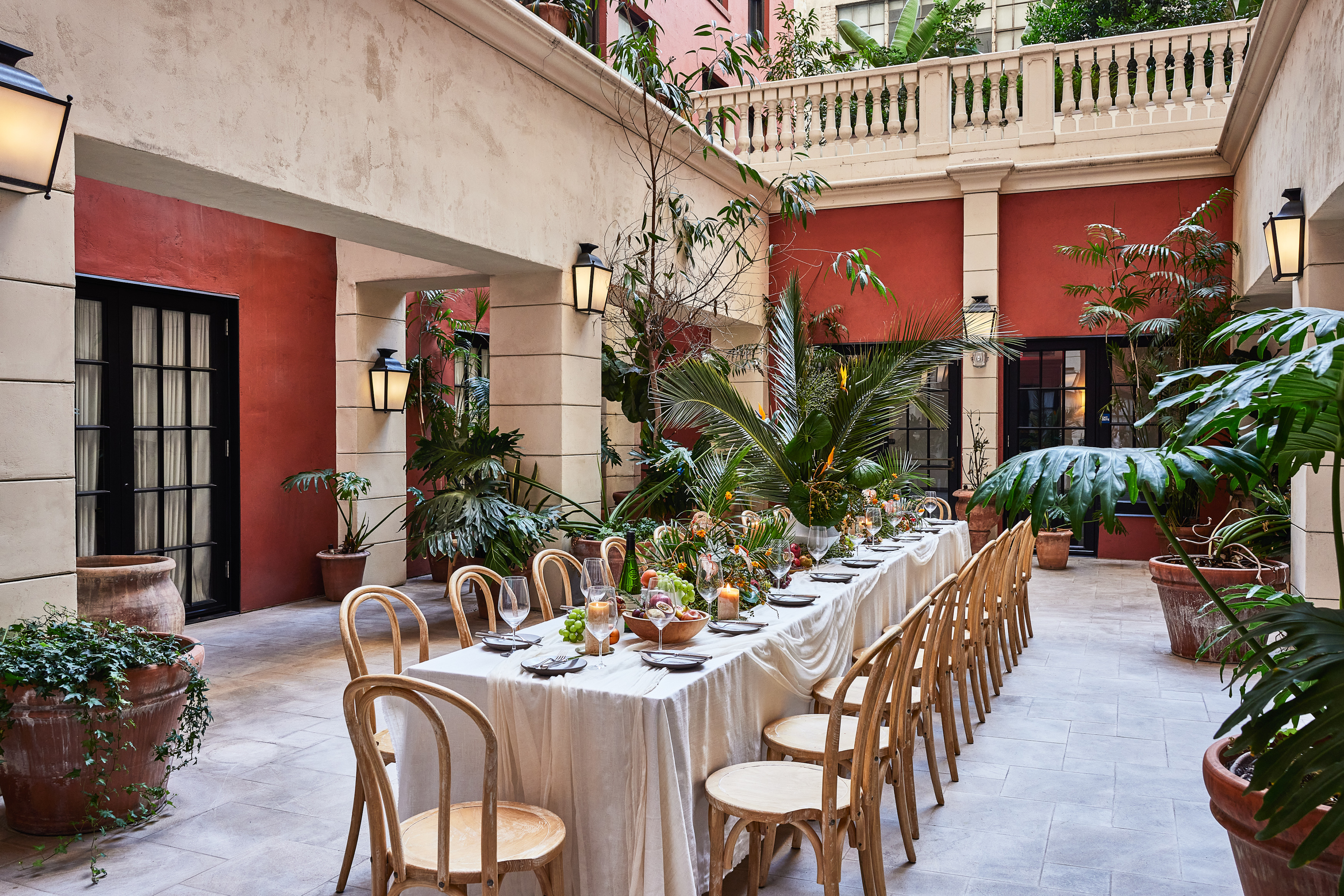 hotel-per-la-courtyard-2-photo-credit_-the-ingalls
