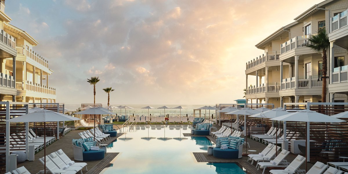 Hotel del Coronado Pool