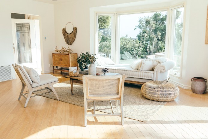 Malibu home living room