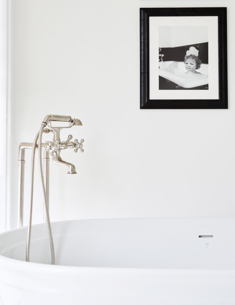 Bathtub fixtures