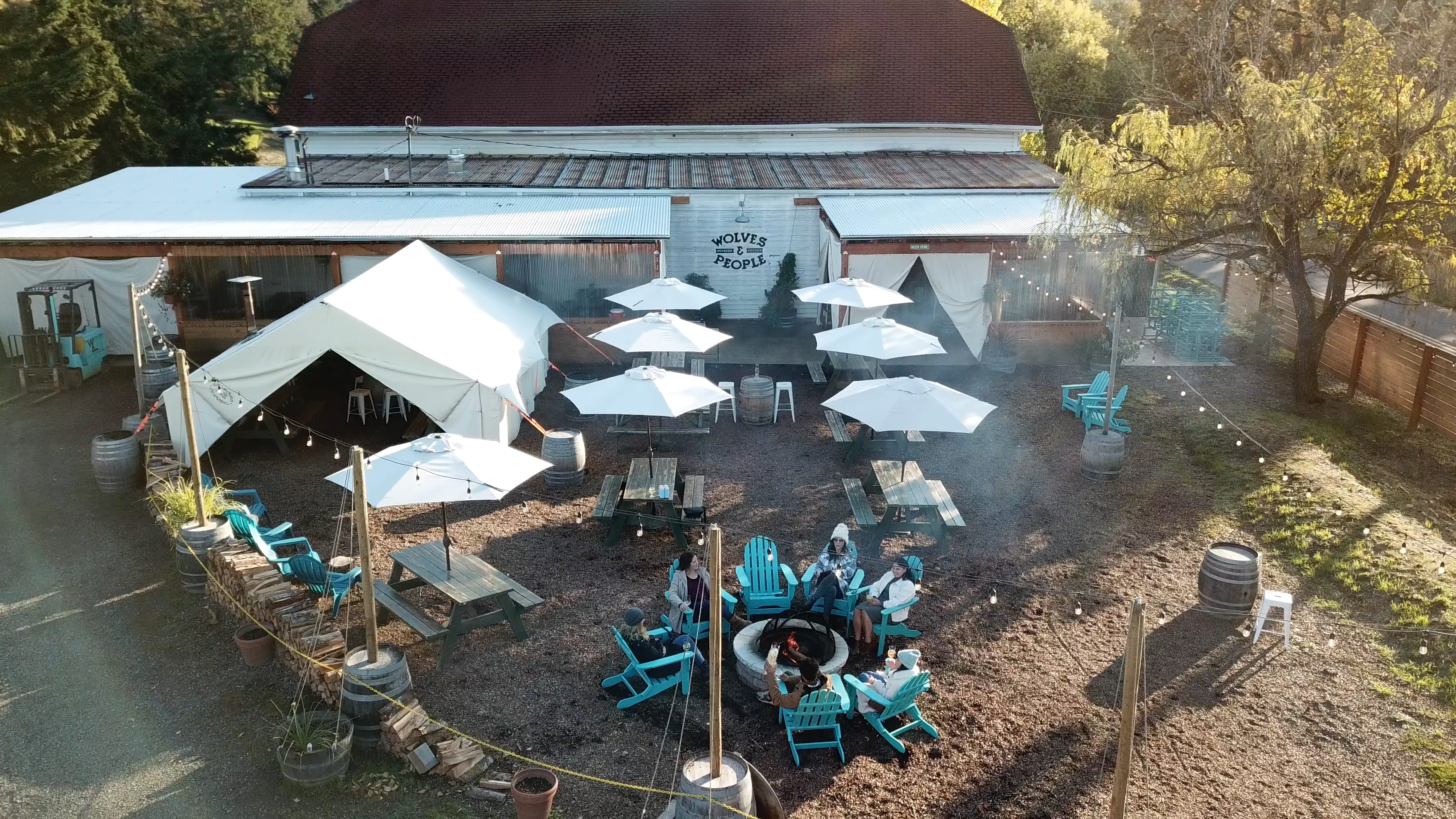 wolves-people-farmhouse-brewery