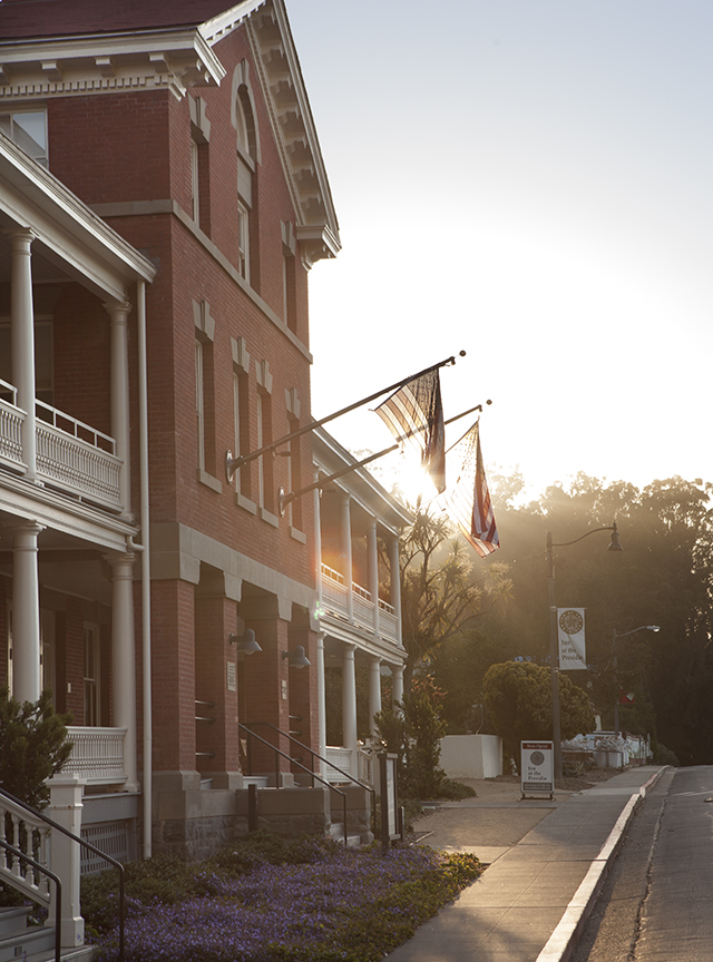 inn-exterior-photo-by-paul-dyer