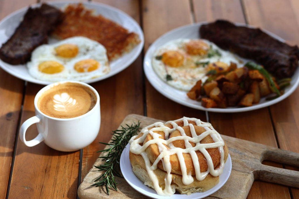 Cafe Topes food spread