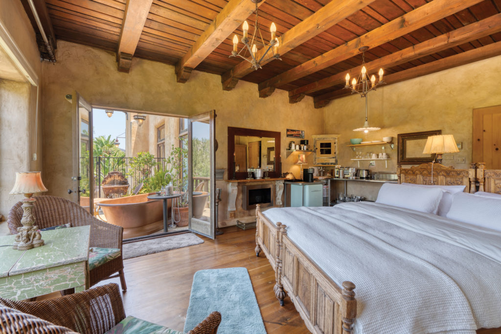 Bill's Airbnb, The Mountain Mermaid, in Topanga, California