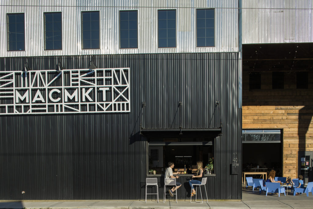 Mac Market in Willamette Valley, Oregon