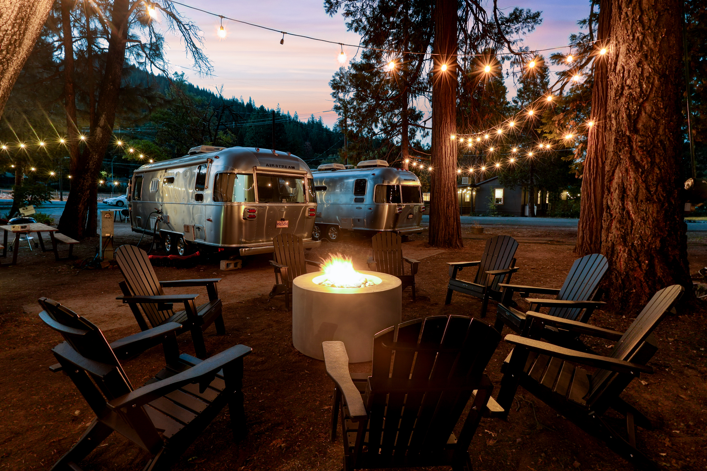 cave-springs-iconic-trailers-have-modern-amenities-and-a-unique-retro-inspired-design