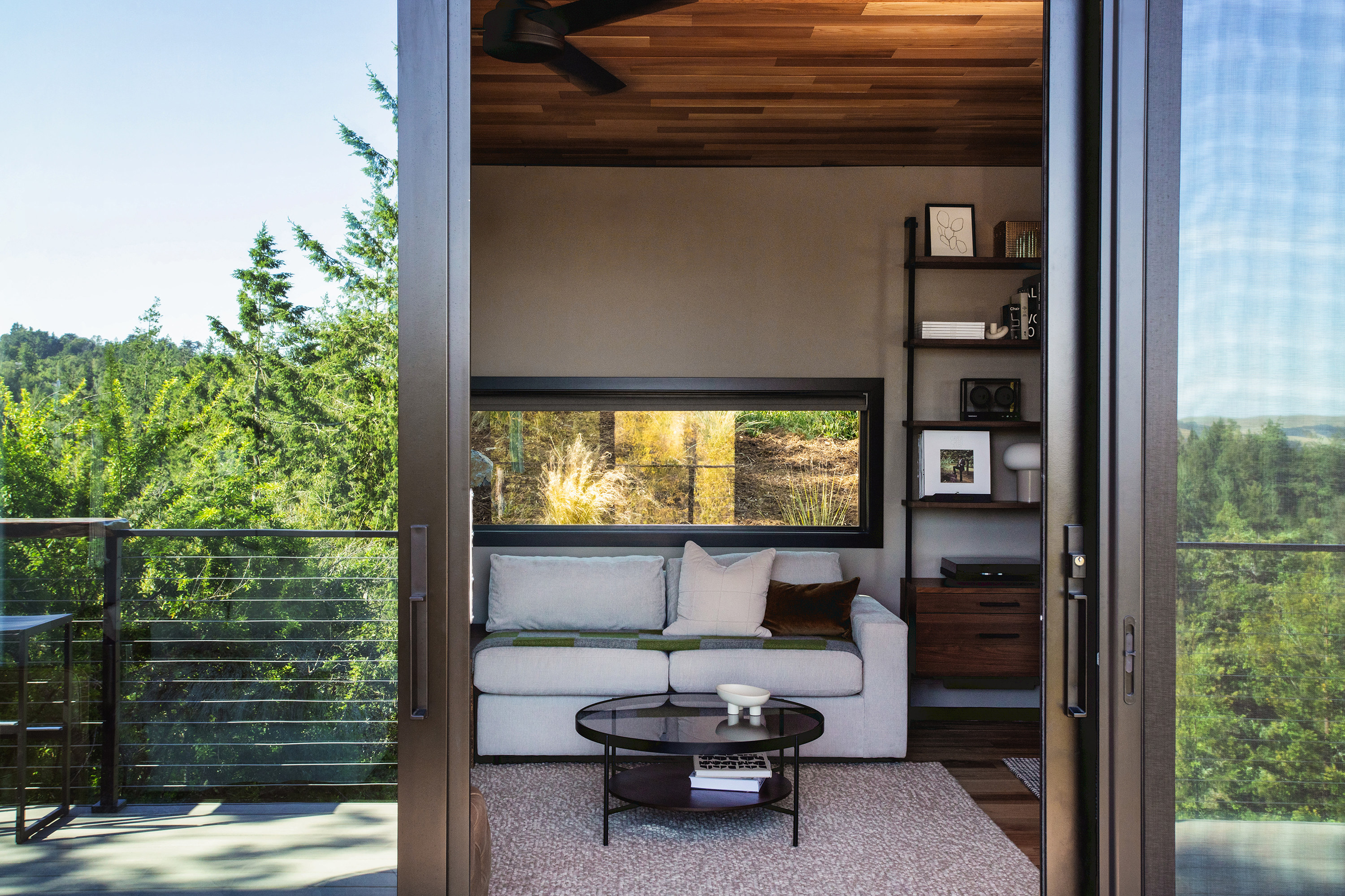 exterior-interior-living