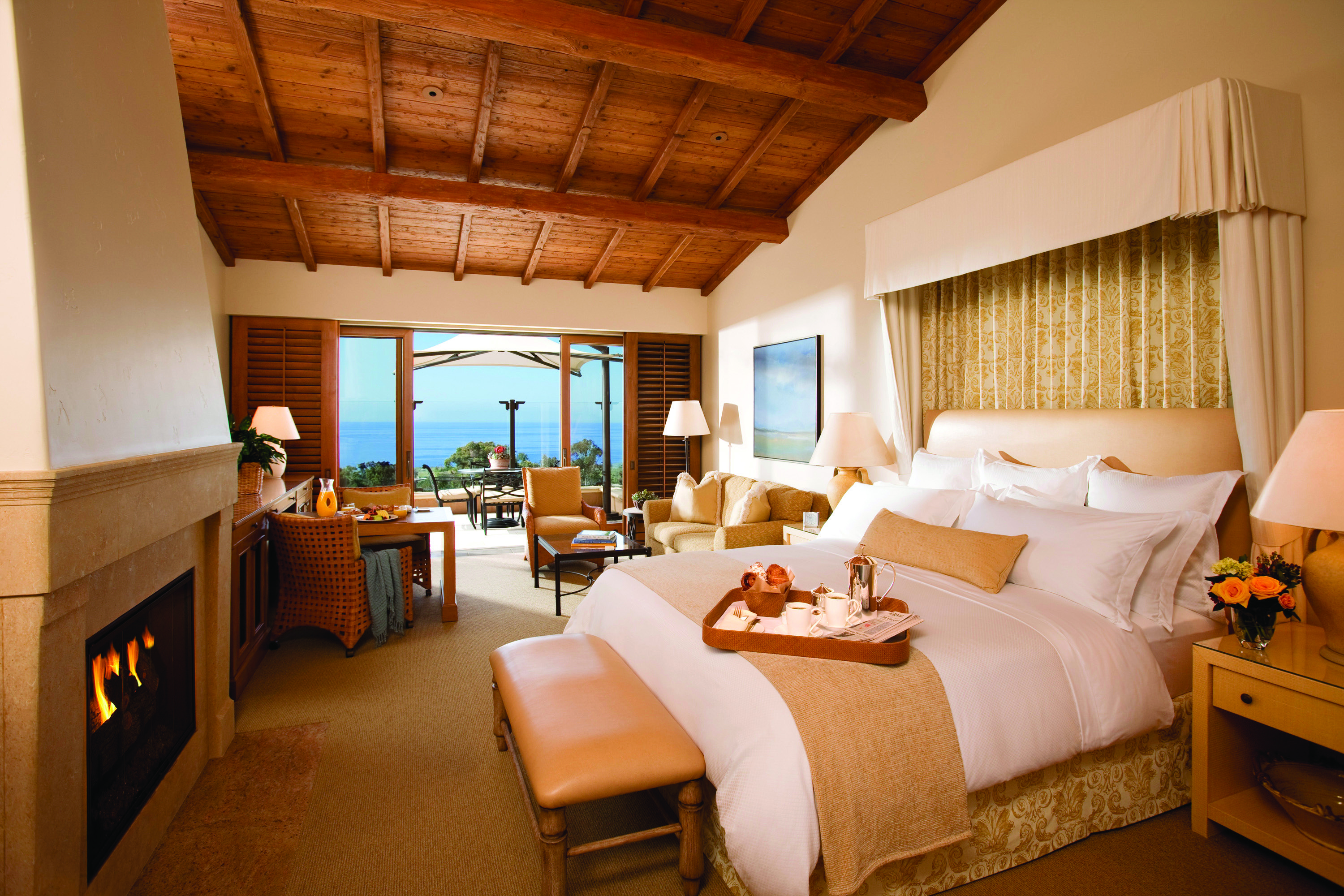 bungalow-guest-room