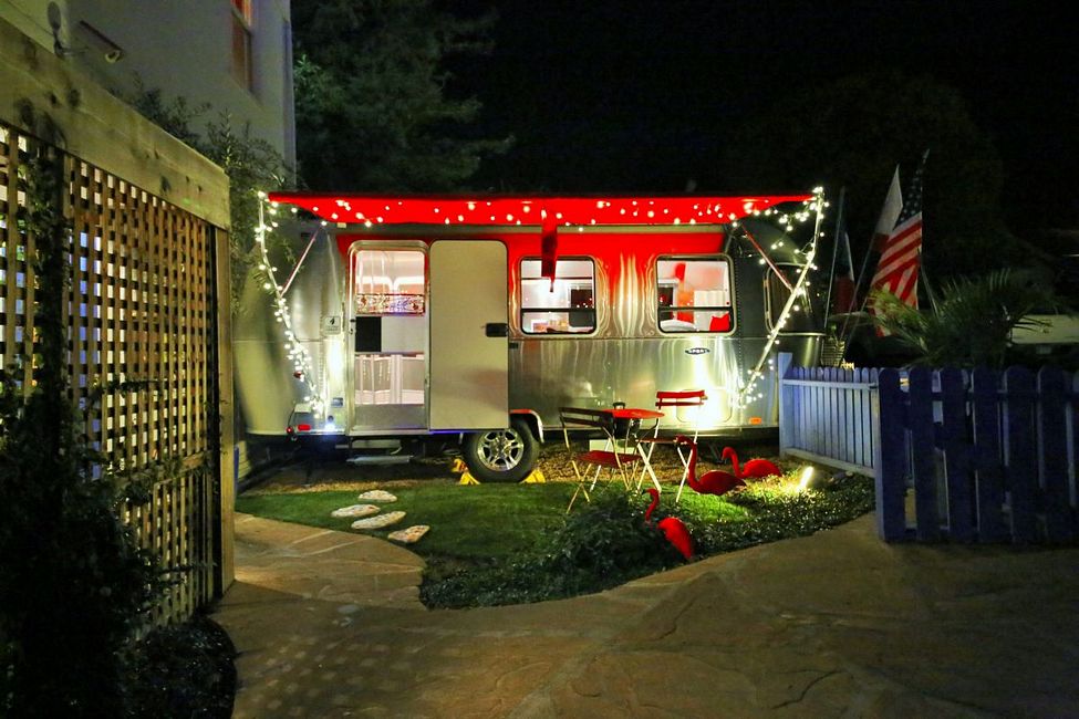 airstream-exterior