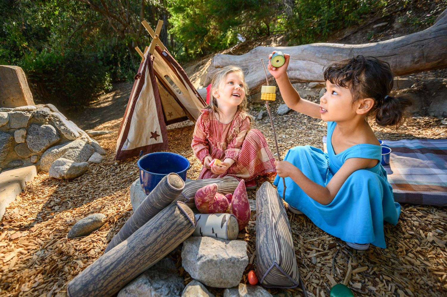 kcm-campout-two-girls