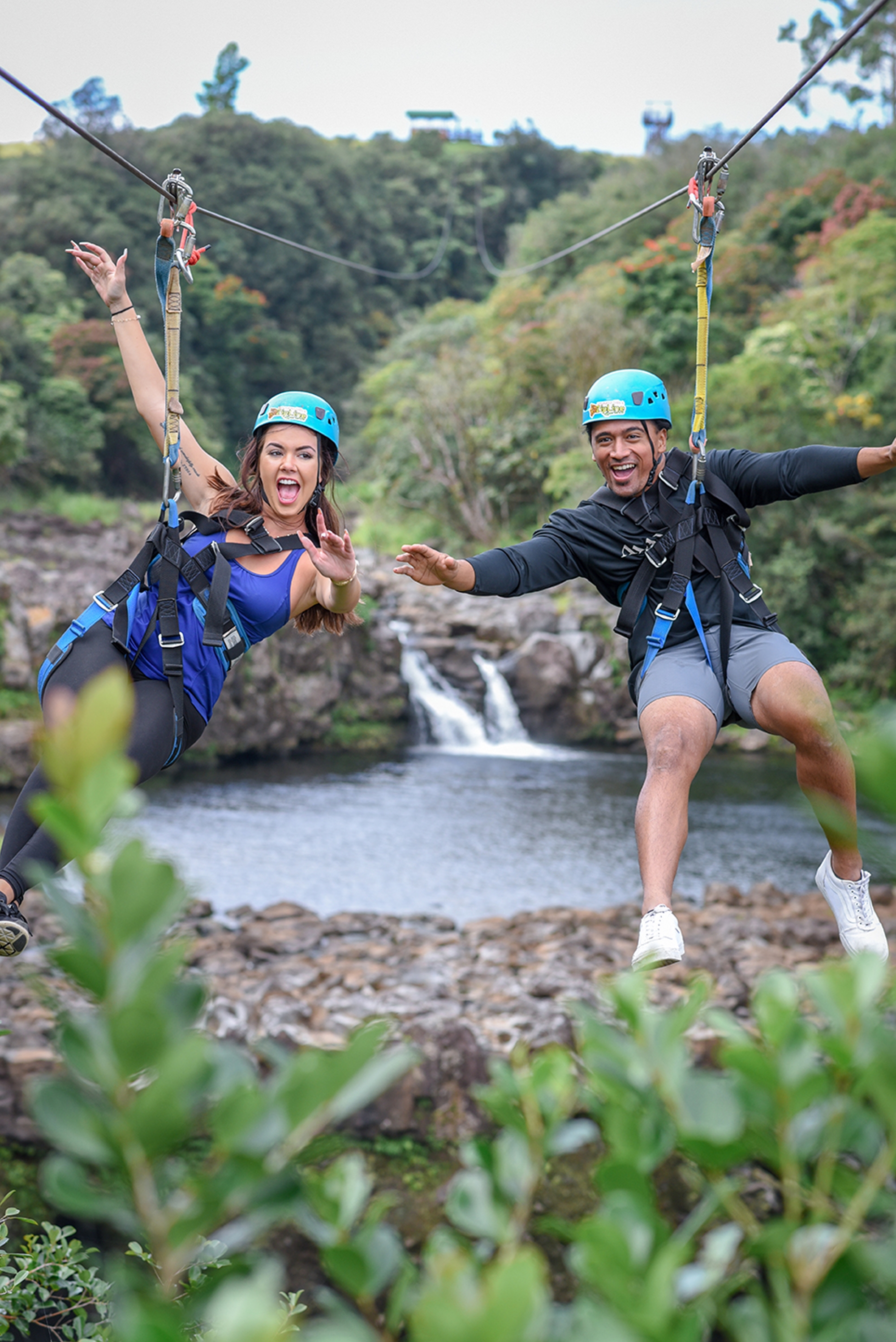 zip-with-friend-on-dual-lines