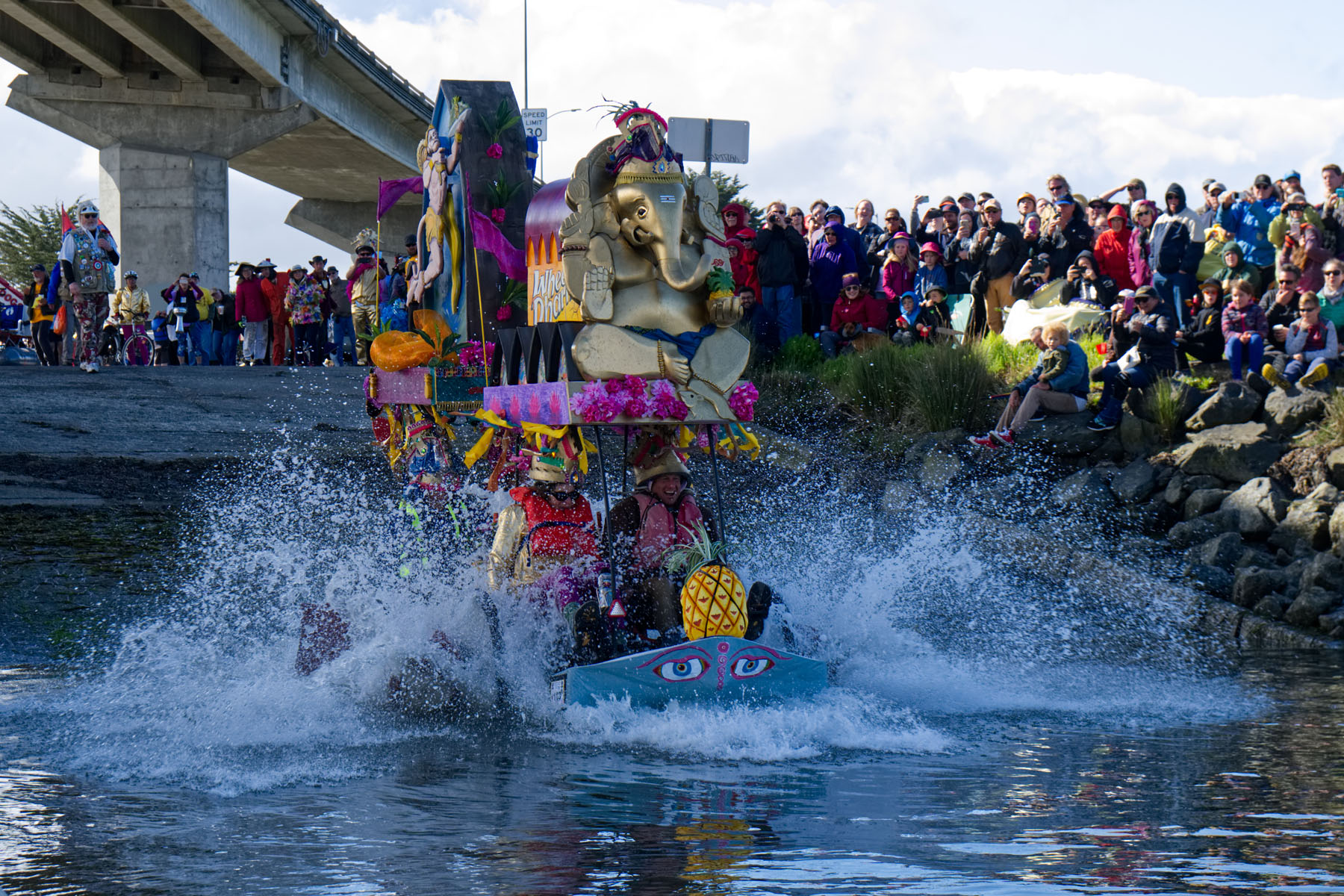 kinetic-sculpture-race-1